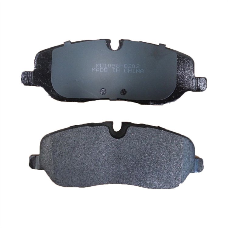 New Hot Selling Ceramic Brake Pads for Lexus Gx460 Gx470 Ls430