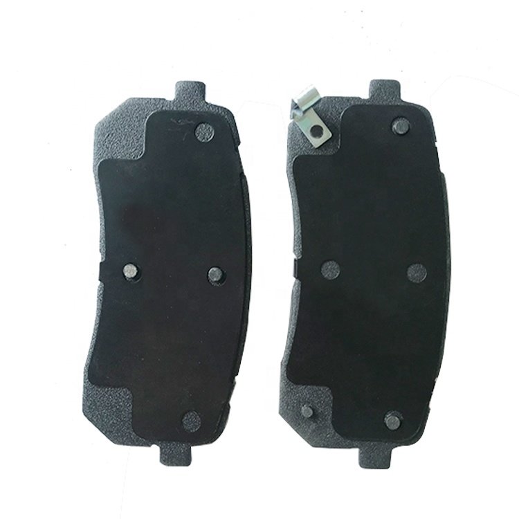 Source Manufacturer Auto Parts Disc Brake Pad GDB3449 SP1192 D1302 for Hyundai H-1 Veracruz Kia Sorento Carnival