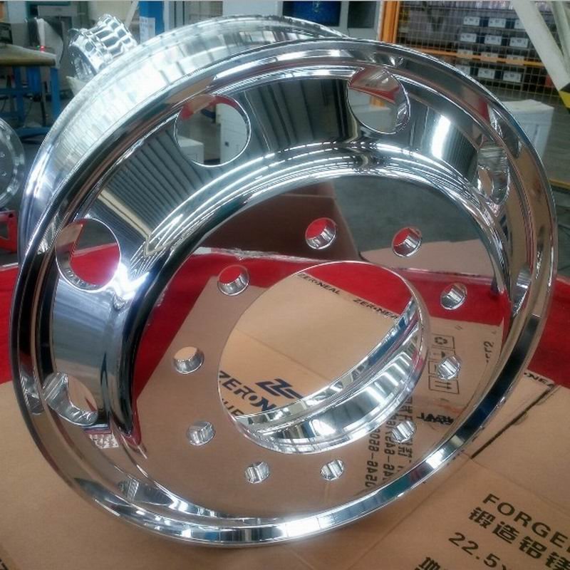 DOT Aluminum Forged Truck Wheel 220.5*8.25