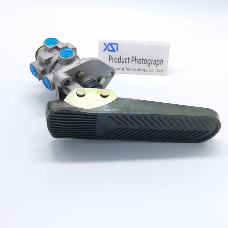 96772980 High-quality Brake Master Cylinder Brake Pedal Is Suitable for Passenger Car and Truck Engineering Vehicles.