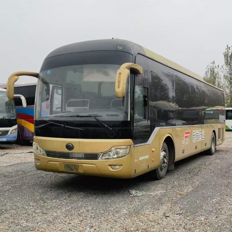 Used Luxury 14 Meter 70-Seater Coach Bus 3+2 Seats Diesel Powered with Manual Transmission and Weichai Engine