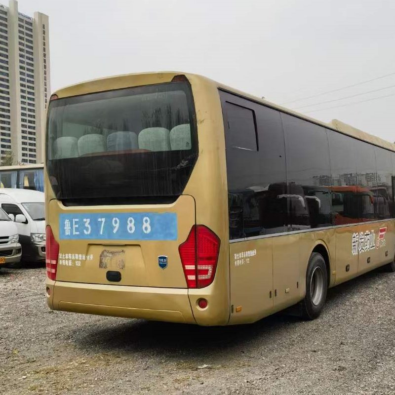 Used Luxury 14 Meter 70-Seater Coach Bus 3+2 Seats Diesel Powered with Manual Transmission and Weichai Engine