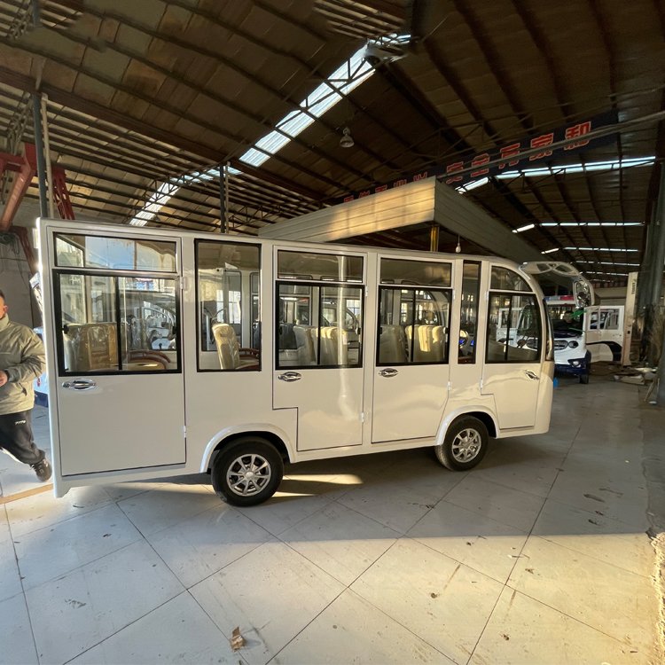 Chinese Factory Low Cost 4 Wheels New Design Weather-resistant Electric Sightseeing Car