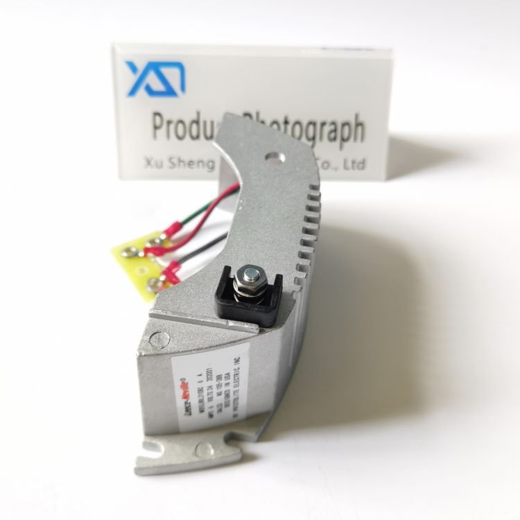 Original Voltage Regulator 8RL3108C-6 for Alternator of Yutong Kinlong Higer Bus.