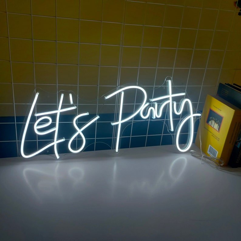 Custom Acrylic Luminous Letters Neon Signs Led Signature Small Neon Light Bedroom Wedding Party Christmas Home Decoration