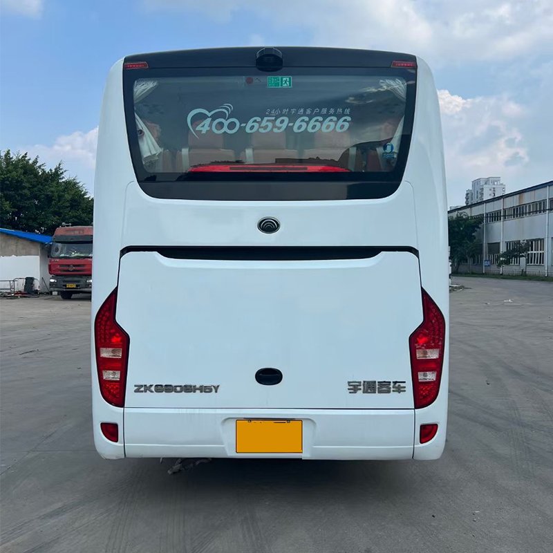 China 30-Seats Used New Bus for Sale Diesel Fuel Manual Transmission Euro 3 Emission Standard RHD & LHD Steering