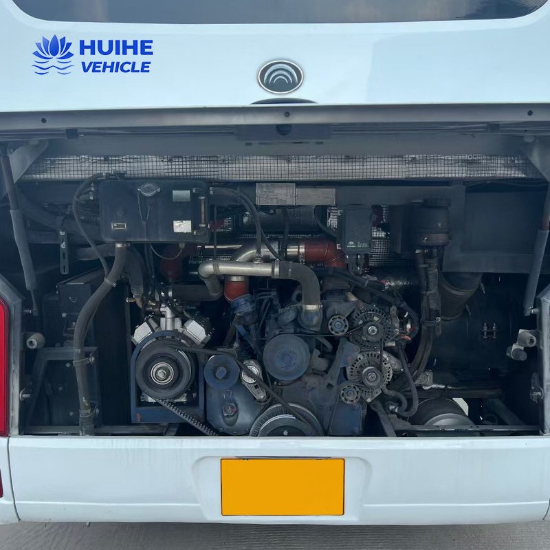 China 30-Seats Used New Bus for Sale Diesel Fuel Manual Transmission Euro 3 Emission Standard RHD & LHD Steering