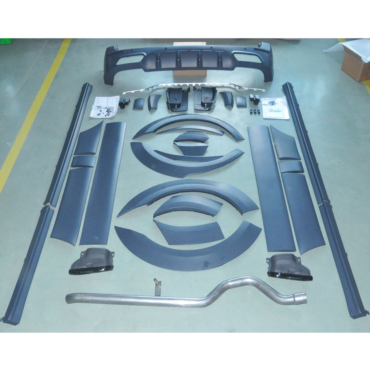 Auto Parts Body Kit for Mercedes Benz Sprinter W907 2018+ Escalate to Sprinter AMG 2024.