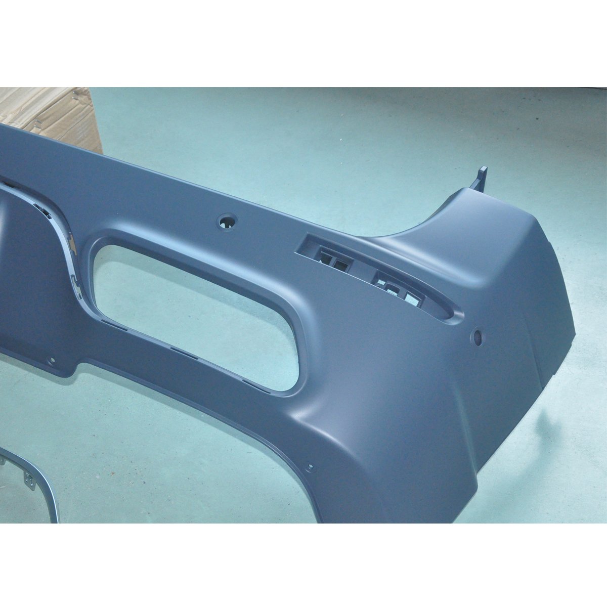 Auto Parts Body Kit for Mercedes Benz Sprinter W907 2018+ Escalate to Sprinter AMG 2024.