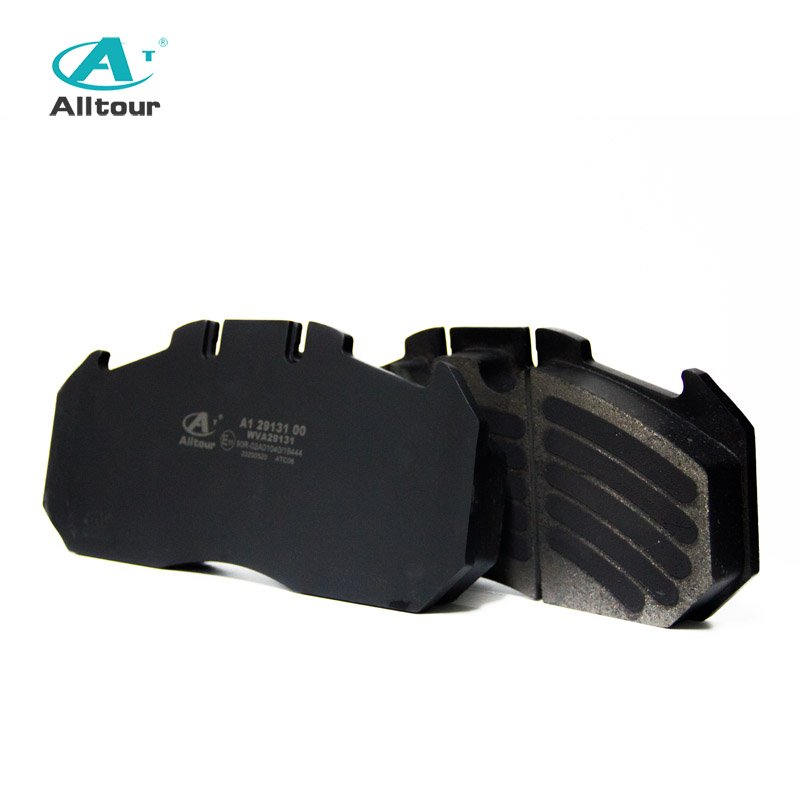 Original Ceramic Brake Pads Heavy Vehicle Spare Parts Disc Brake Pad Kit Accessory