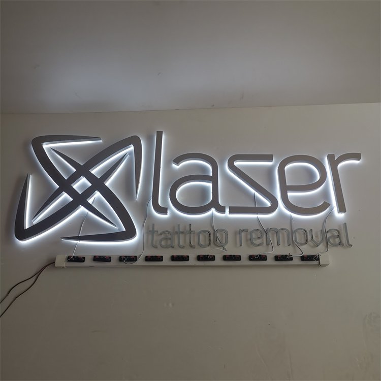 Factory Direct Sale Custom Traffic Led Letter Sign Display Mirror Brushed Silver Color Alphabet Led Backlit Sign