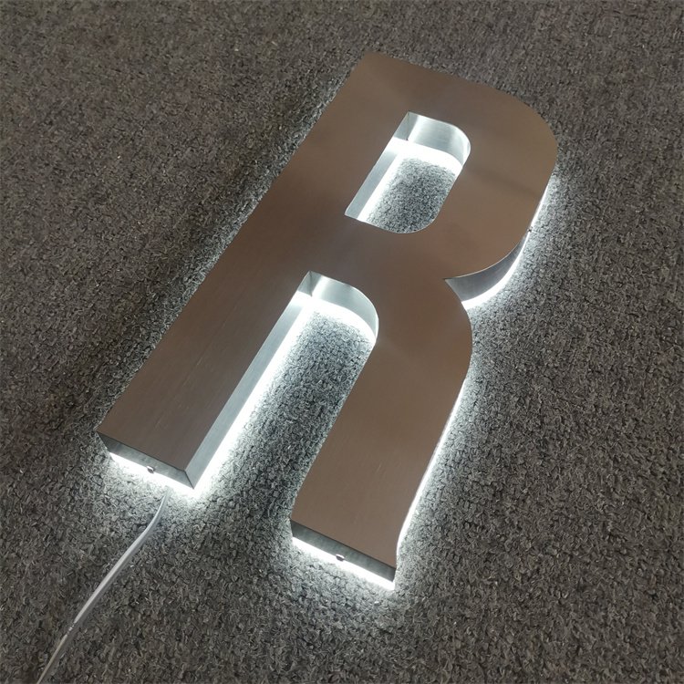 Factory Direct Sale Custom Traffic Led Letter Sign Display Mirror Brushed Silver Color Alphabet Led Backlit Sign