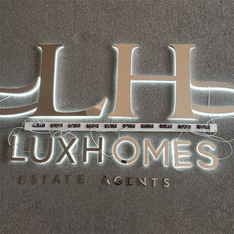 Factory Direct Sale Custom Traffic Led Letter Sign Display Mirror Brushed Silver Color Alphabet Led Backlit Sign