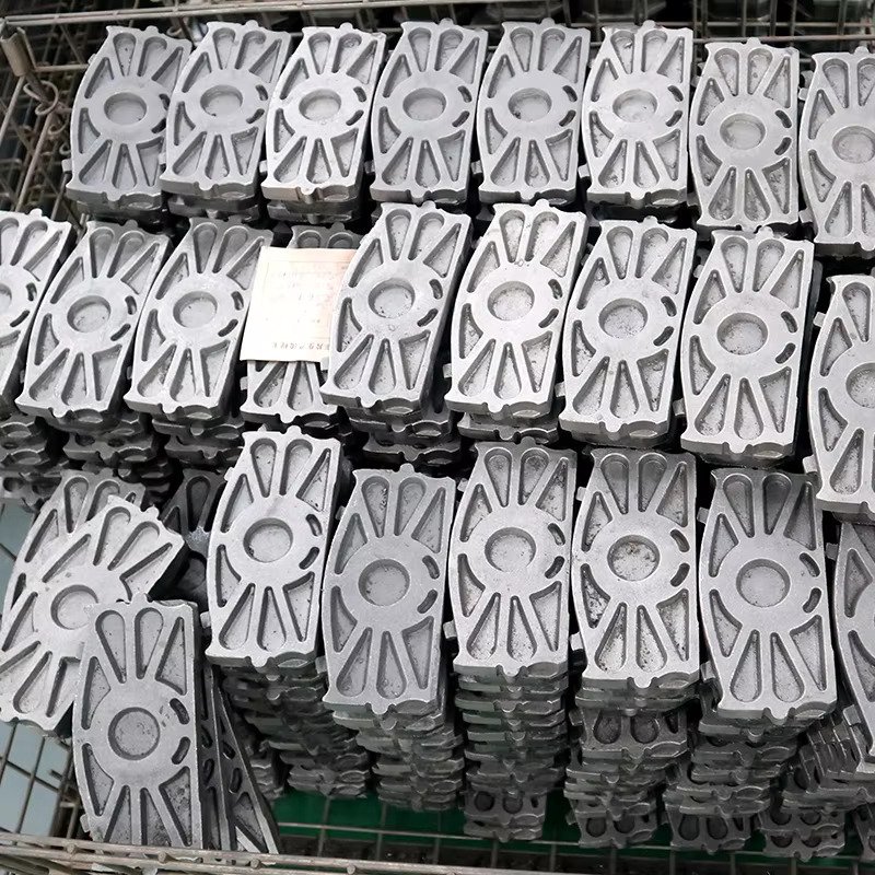 High Quality Truck Disc Brake Pad Ceramic Bus Brake Pads Semimetal