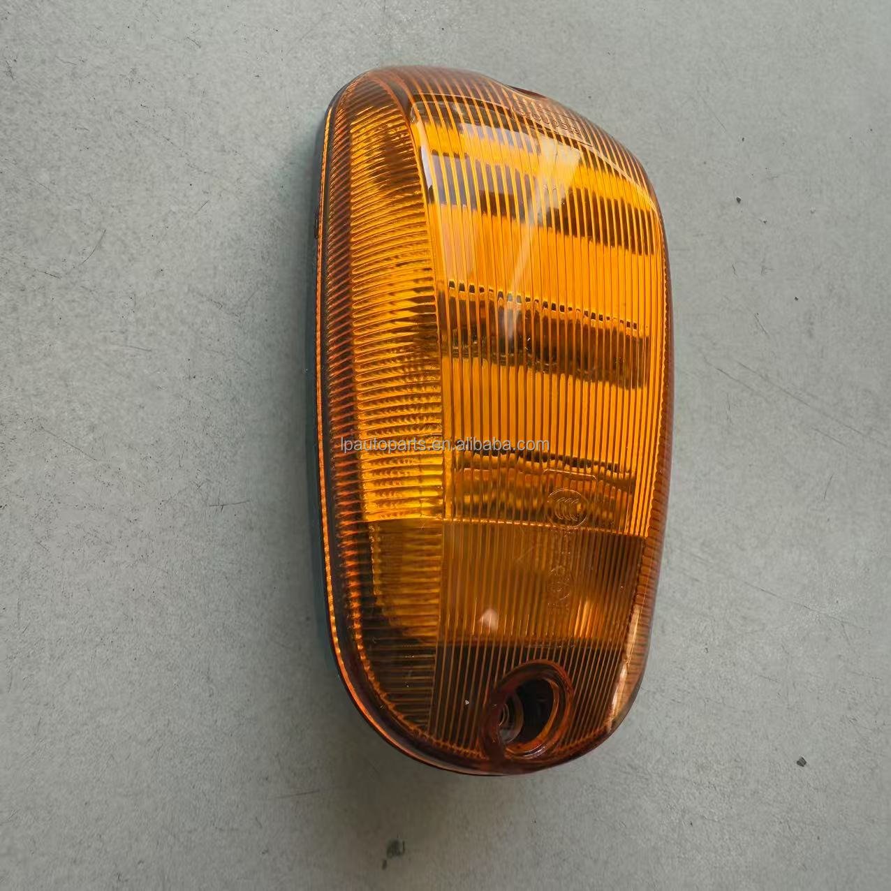 The original bus LED side turn signal 130*69mm bus side light is suitable for BYD bus K8K9 model