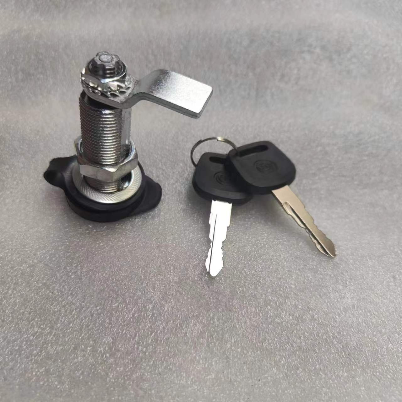Universal New School Bus Auto Spare Parts Plastic Front & Rear Driver Door Lock for Interior Use