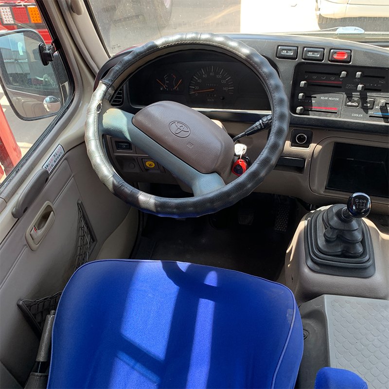 Best Prices toyota 300hp 20 Seats toyota coaster Bus for Sale