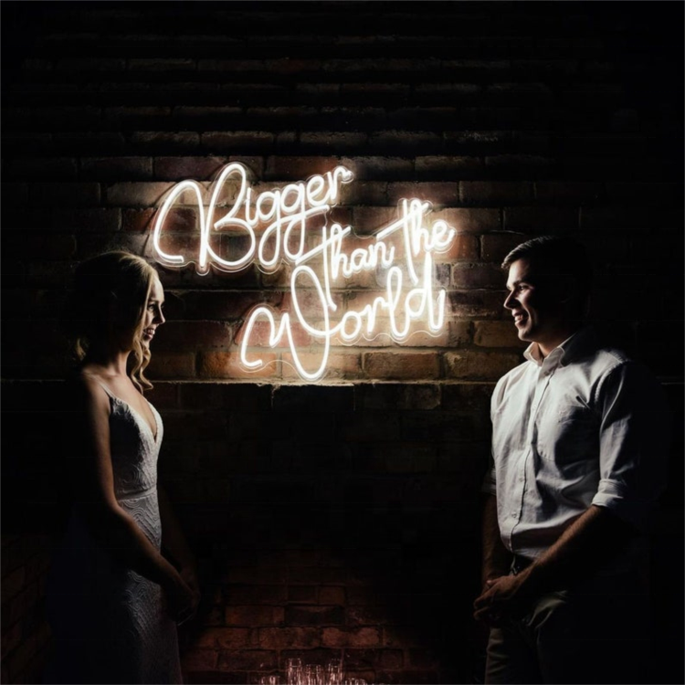 Drop Shipping 2022 New Arrival Mr&Mrs Neon Light Sign for Wedding Neon Sign