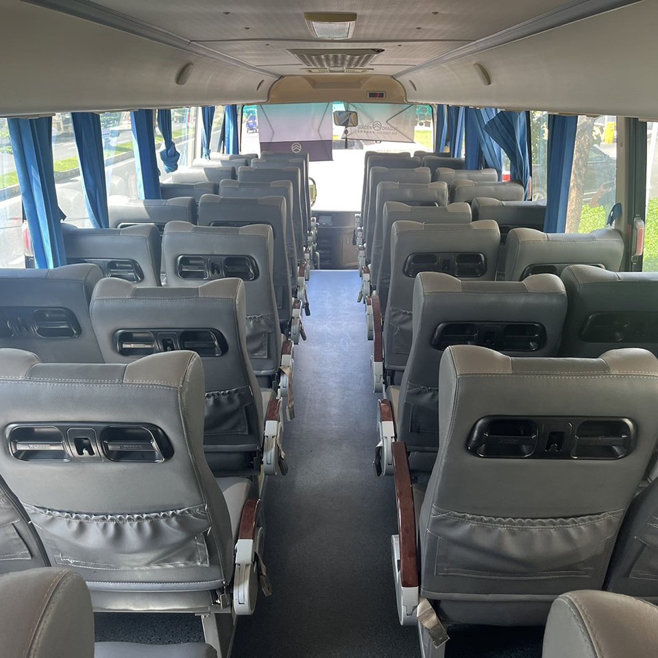 Golden Dragon 49 Seats Euro 5 diesel Engine 11m Used Bus LHD coach Buses