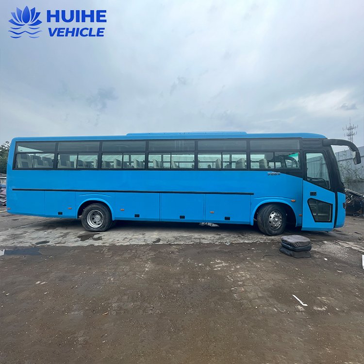 Low Price Bus Bus Luxury Bus Used for Sale