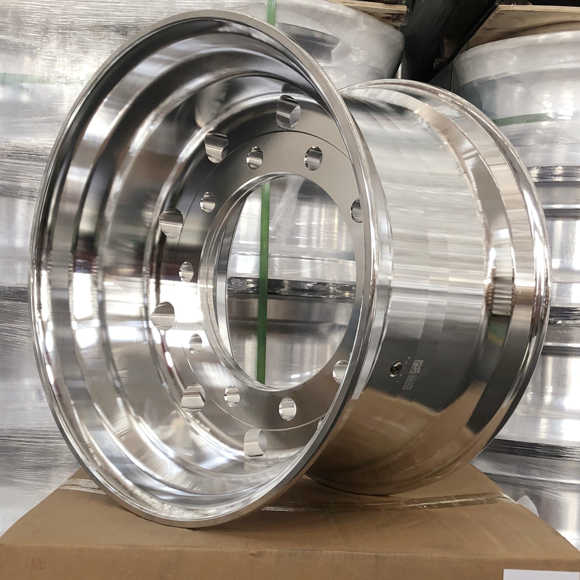 22.5X13 Truck Special Wheels Large Sizes Can Be Customized