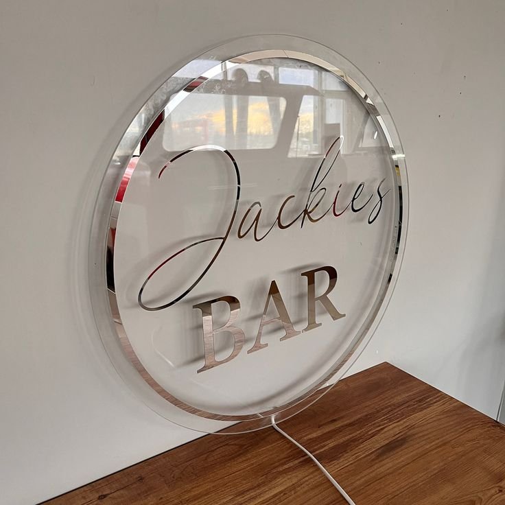 Koncept Drop Shipping 20inch LED Beauty Backlit Sign Customized 3D Store Salon Round Bar Cafe Sign Light up Decor