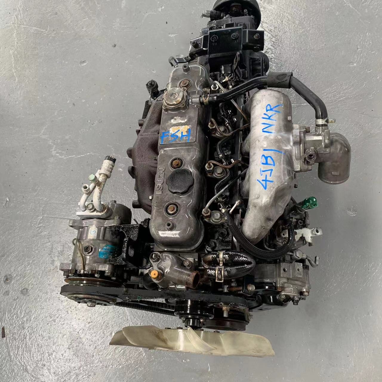 OEM Original Complete for Used Isuzu diesel Used Engine Truck Pickup jeep 4JB1T 4JB1 Auto Parts