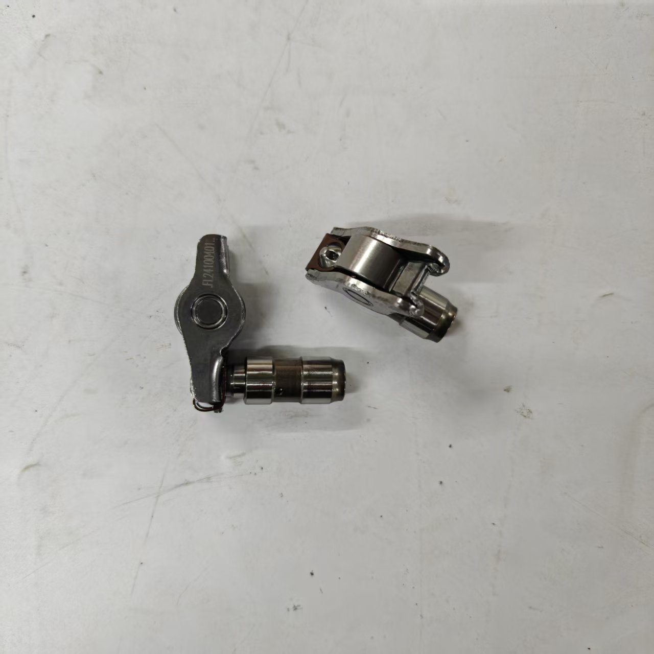Original SAIC MAXUS LDV D20 Engine New Valve Rocker Arm C00175967