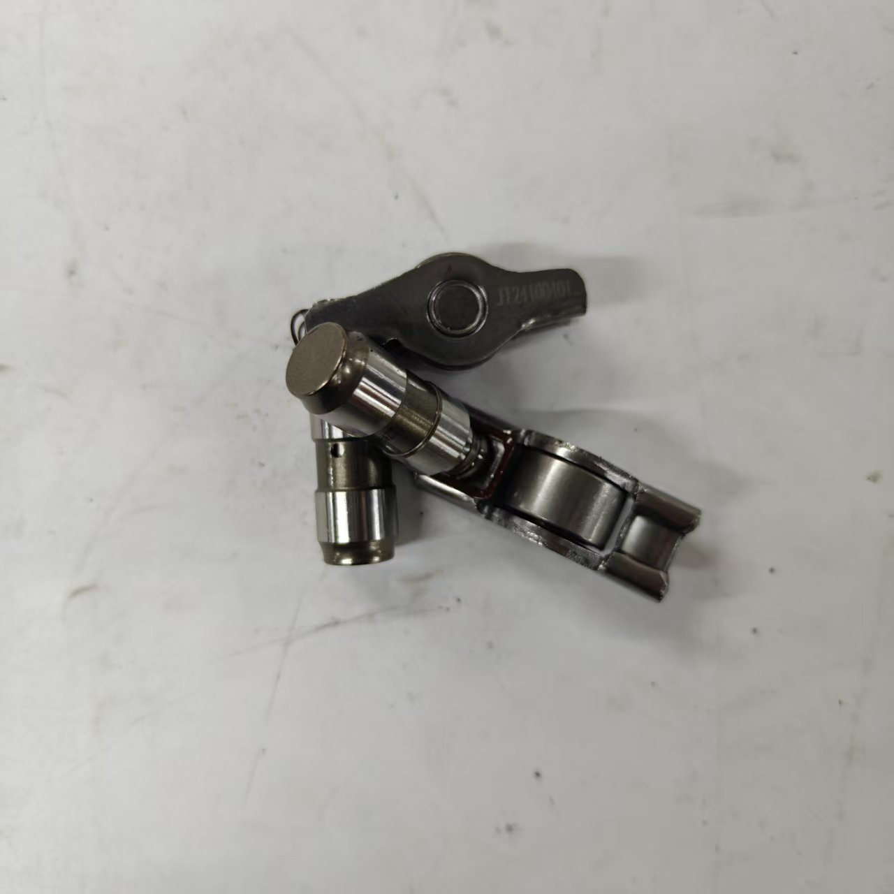 Original SAIC MAXUS LDV D20 Engine New Valve Rocker Arm C00175967