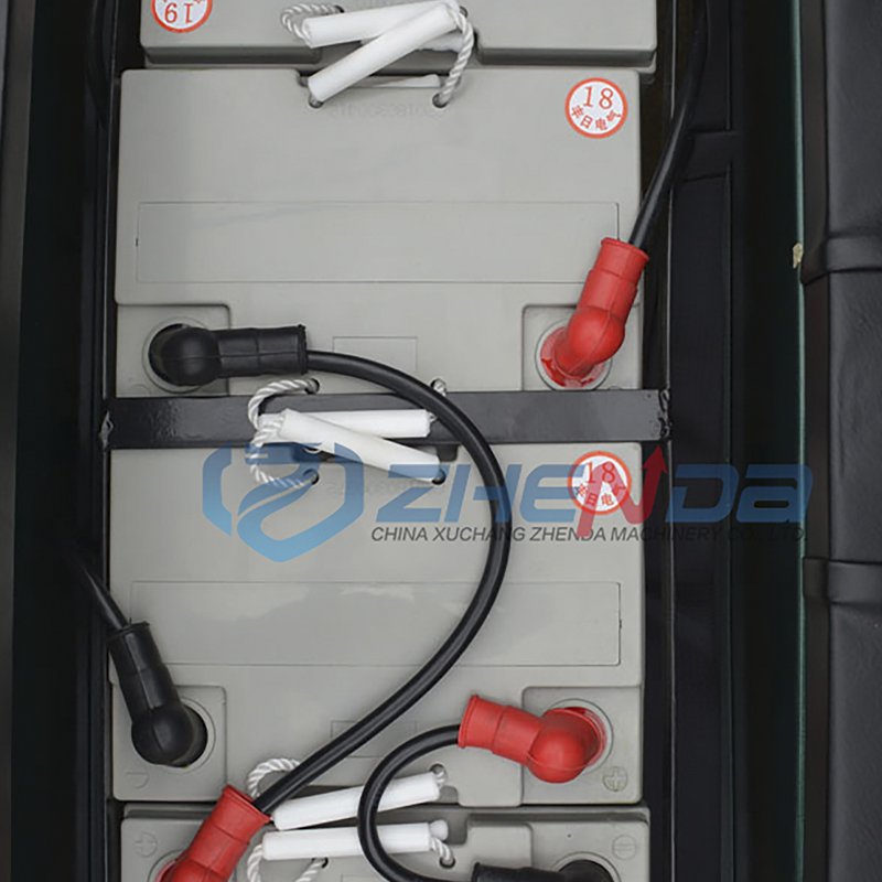 Hot Sale Public Security Bus Customized 2 4 6 8 10 Seats Electric Sightseeing Car Sightseeing Golf Cart for Sale