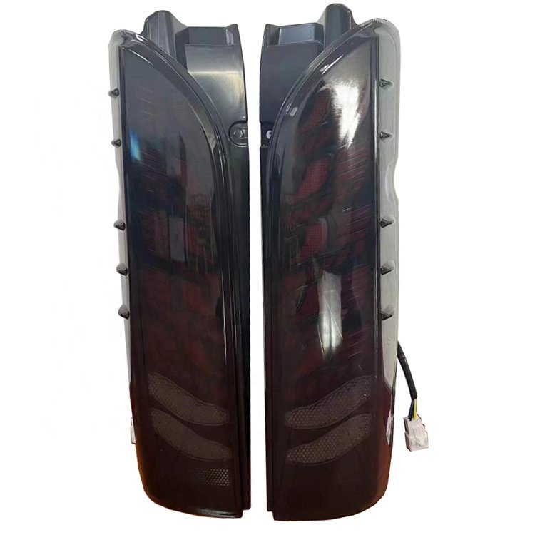Car Accessories DragonScale Led Tail Light for Hiace KDH200 Mini Bus 2005-2018 New LED Tail Lamp