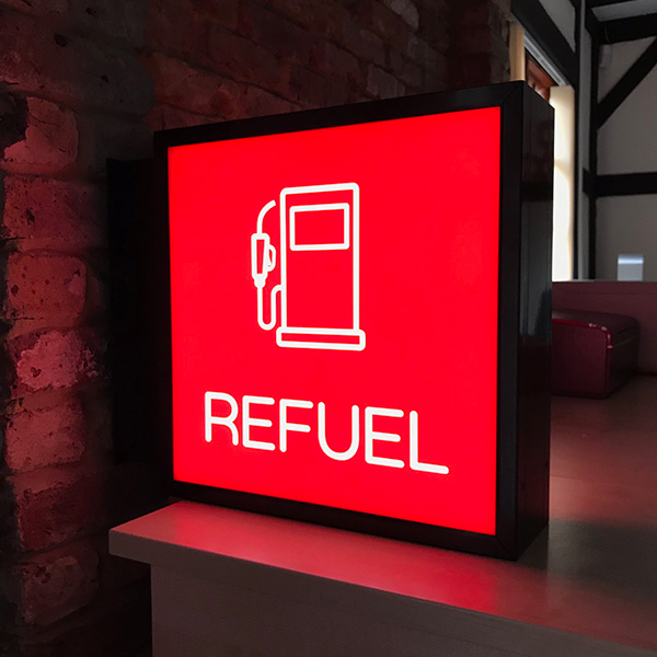 Commercial Outdoor Store Advertising Vacuum Light Boxes Display Signs Custom Logo Double Sided Waterproof Led Round Light Box