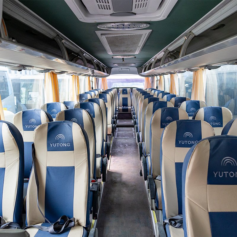 Yu Tong Used Buses with 43 Seats Diesel Fuel Automatic Transmission LHD Steering Front Engine Left Steel Chassis for City Use