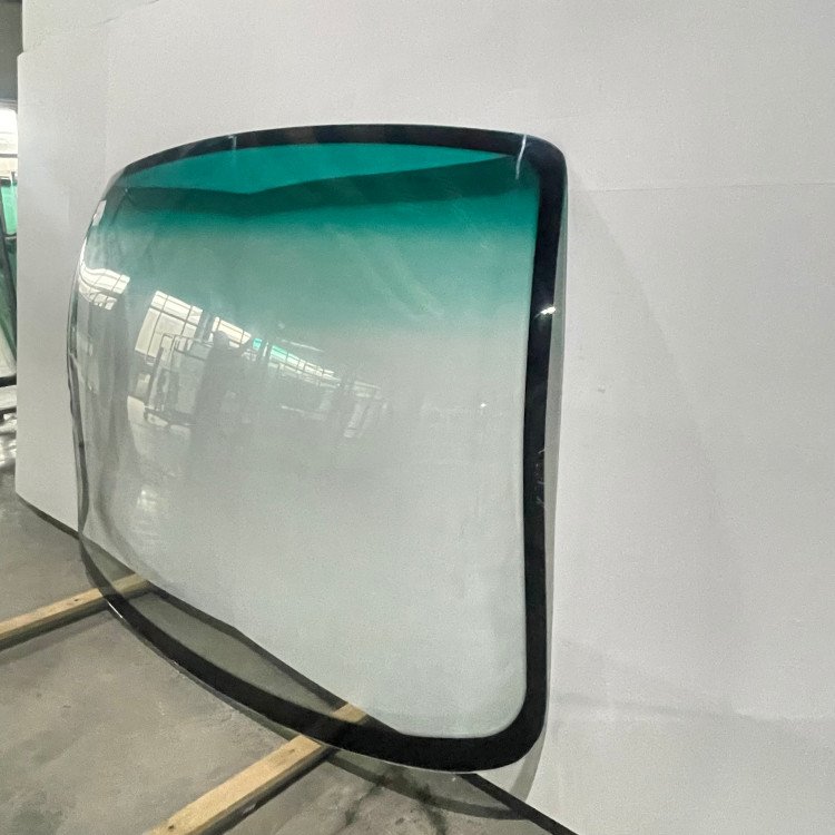 Factory Price Front Laminated Windscreen Car Window Auto Glass Front Windshields Hot Sale in China XML Golden Dragon