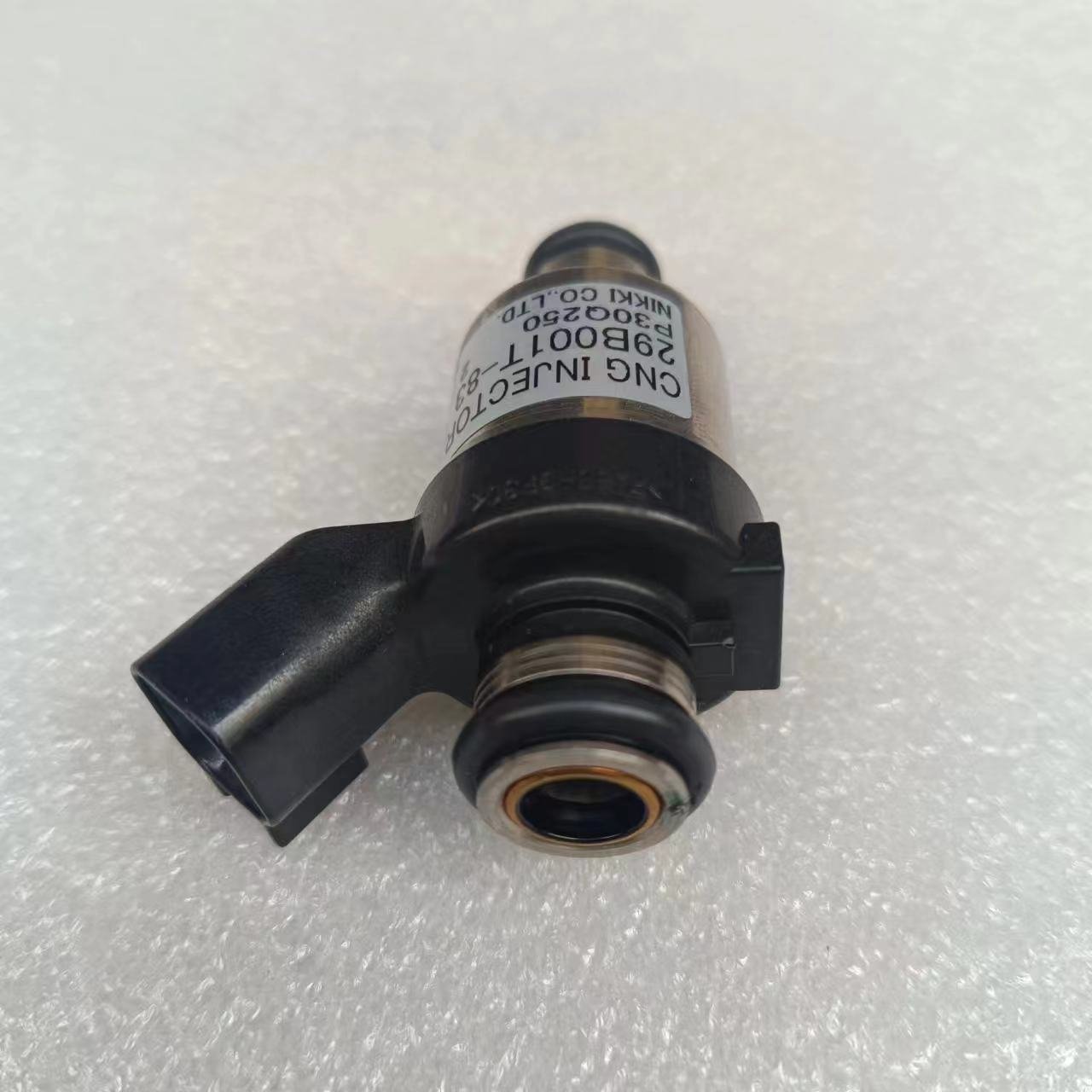 Natural Gas Engine Parts Yuchai Gas Parts K1A00-11133940 Fuel LPG Rail Gas Injector Nozzle