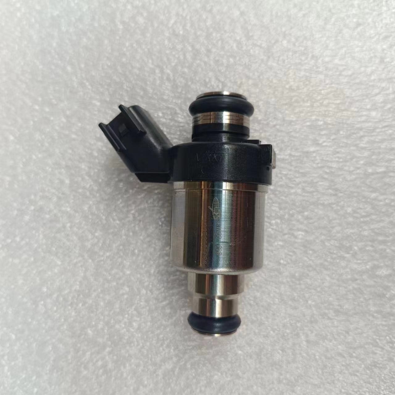 Natural Gas Engine Parts Yuchai Gas Parts K1A00-11133940 Fuel LPG Rail Gas Injector Nozzle