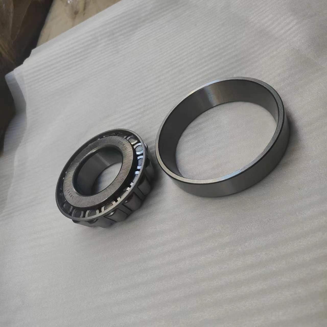 Bus Front Wheel Hub Outside Auto Bearing Bus Spare Parts