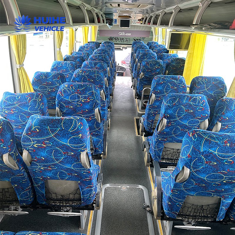 2022 Youtong Luxury Coach Bus Used Diesel Fuel Manual Transmission Euro 3 Emission Standard RHD Steering Front Engine New