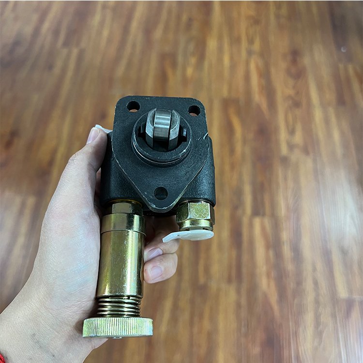 Daewoo Bus Parts Engine Parts 105220-6280 65.12101-7012 65.12101-7013 65.12101-7016 0440008099 Oil Pump for Doosan