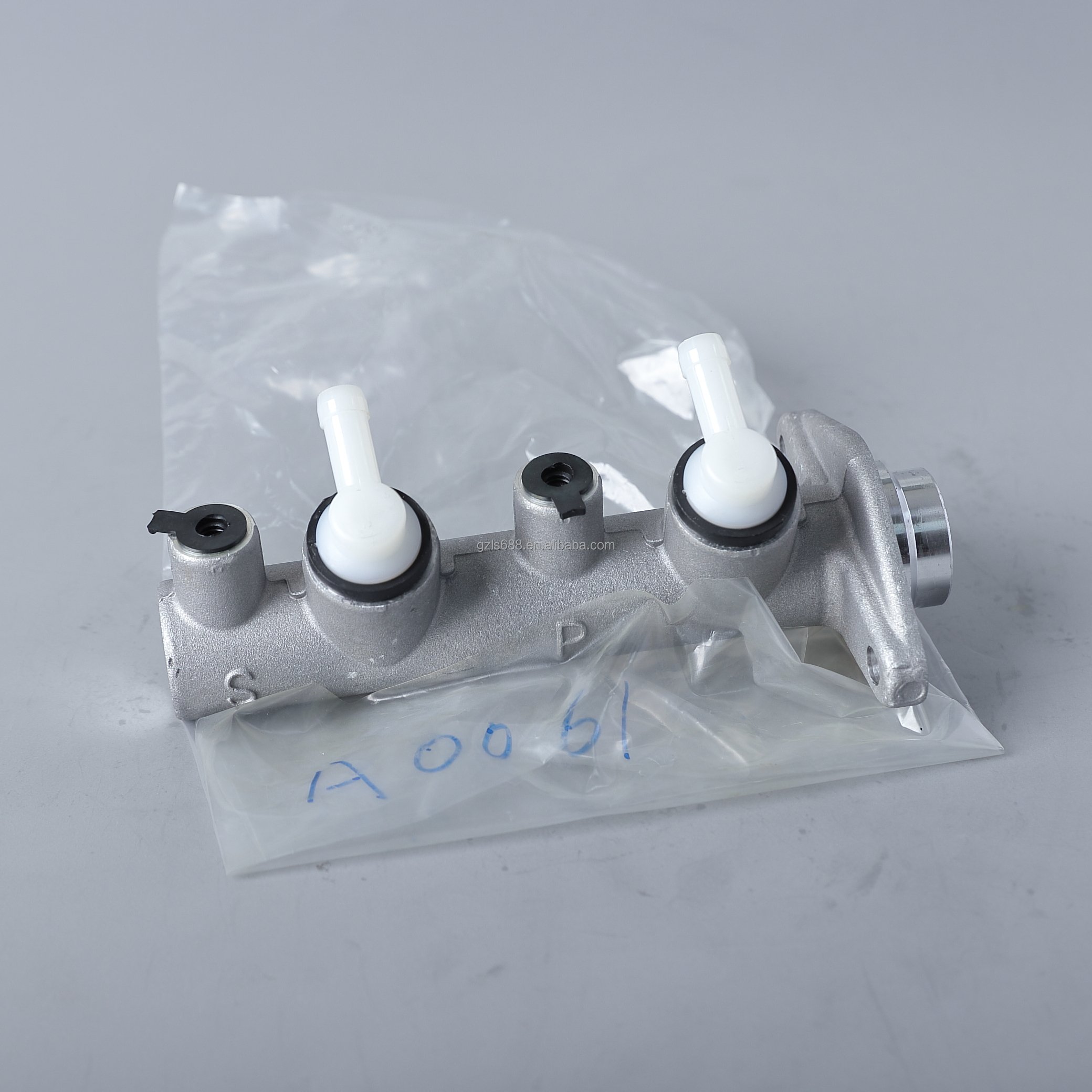 Auto Parts High Quality Steel Brake Master Cylinder Used for Hyundai H100 OEM 59110-43010 59110-43050 59110-43060