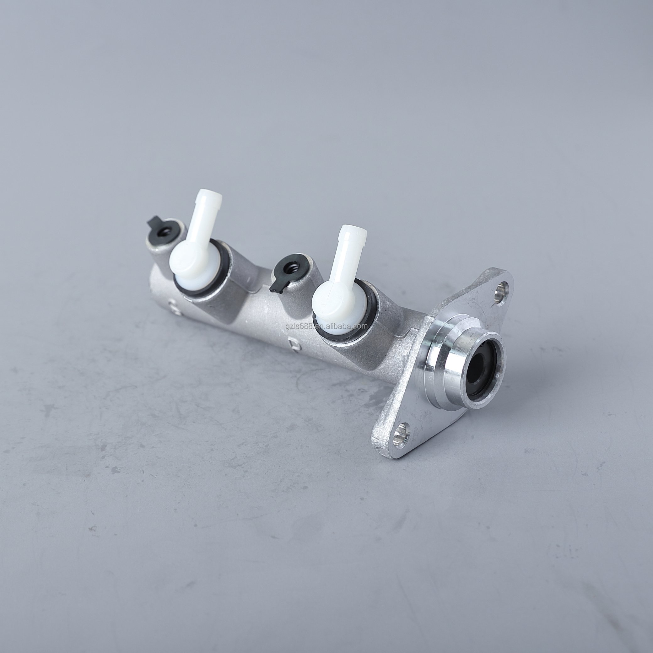 Auto Parts High Quality Steel Brake Master Cylinder Used for Hyundai H100 OEM 59110-43010 59110-43050 59110-43060