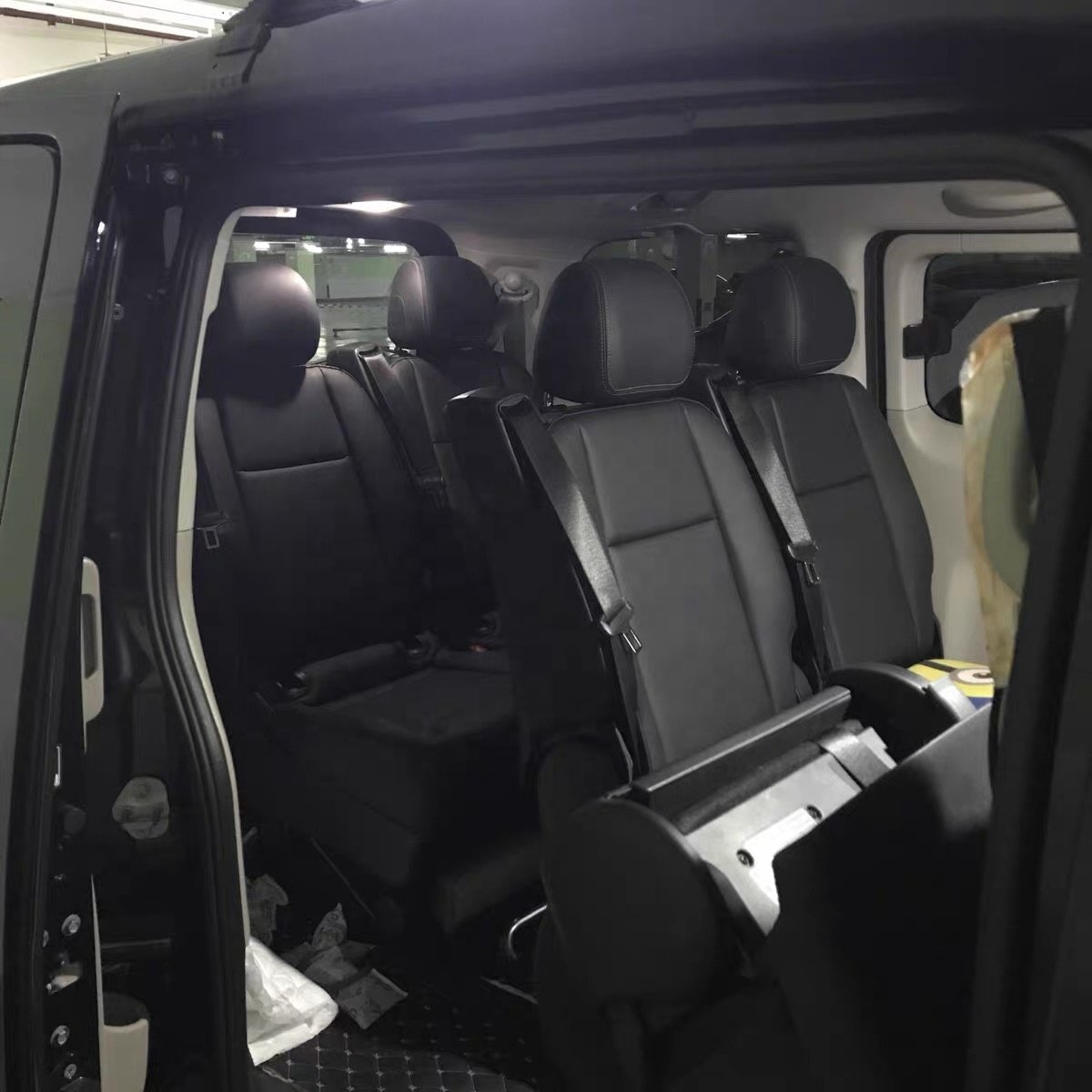 Easy Installation Classic Black Original Foldable Vito Seats for Vito/v-class/W447/v260/v300/metris