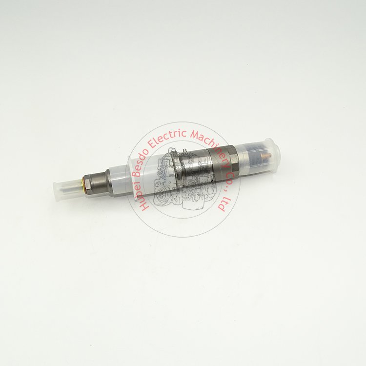 SAA6D107E-1 Machinery Engine Parts Fuel Injector 6754-11-3011 6754-11-3012