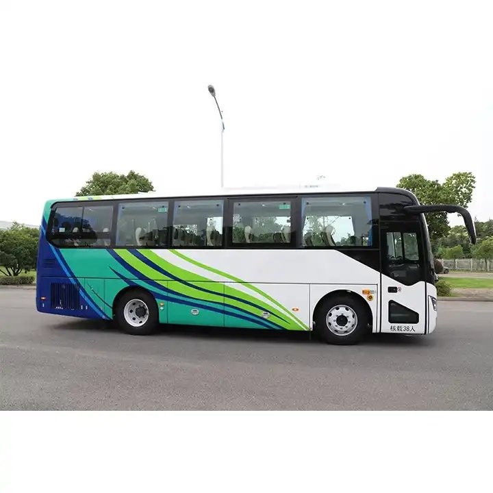 Brand New Max Speed 100km/h F/R Overhang(mm) 1790/2705 WEICHAI Engine Tourist Bus coach