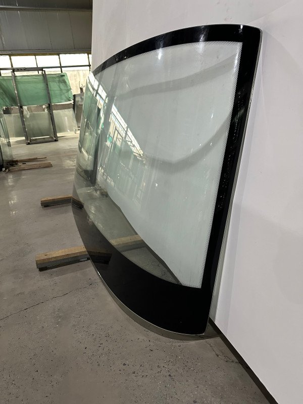 Reliable Reputation Auto Glass Windshields Cars Custom Car Windshield for HIGER6125 Down Bus Windshield 1065