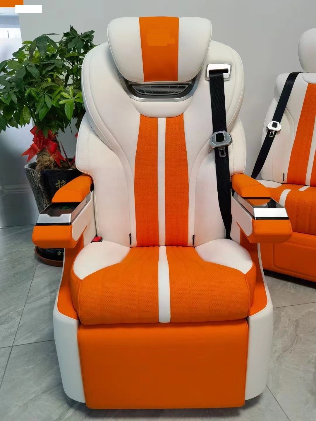 Electric Luxury Vip Massage Rotating Multifunction Luxury Van Seat for Sprinter Alphard Vito Hiace V Class
