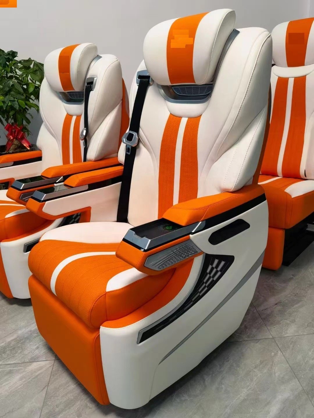 Electric Luxury Vip Massage Rotating Multifunction Luxury Van Seat for Sprinter Alphard Vito Hiace V Class