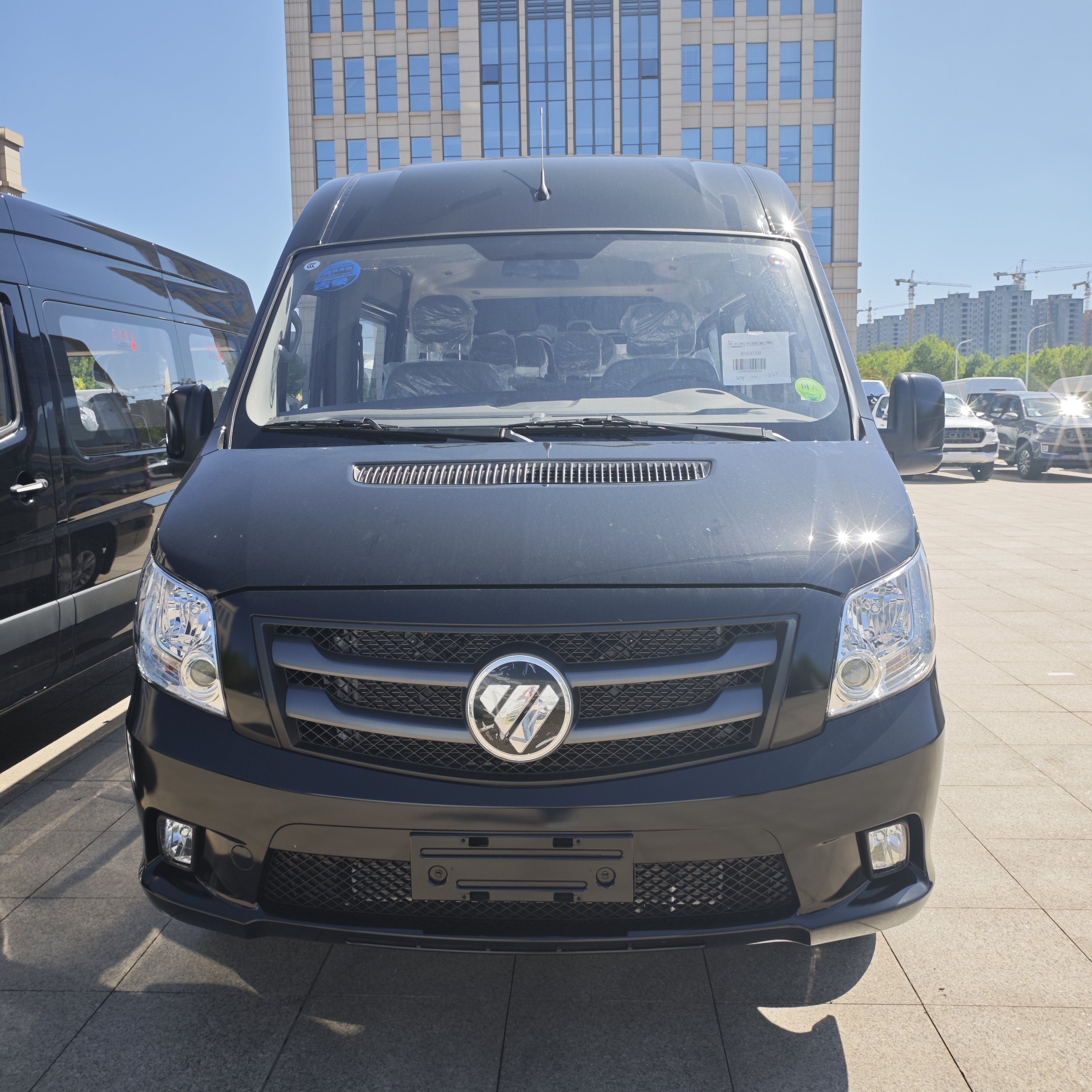 Chinese Supplier Good Price Foton Cars 13 Seats 4x4 4 Wheel Drive Mini Bus With Good Price