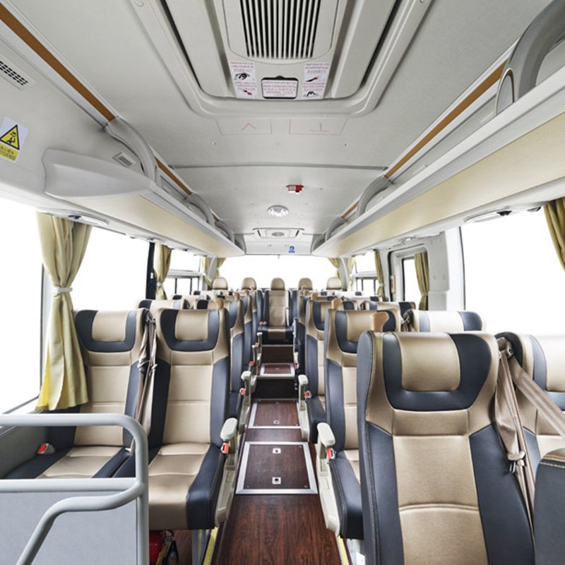 55 Seats Used Bus Coach Bus Passenger Vehicle Coach Bus with Diesel Engine