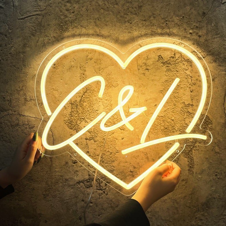 Fashion Designed Wall Mount Custom Shop Decorative logo Weddings Decoration Acrylic Neon Sign